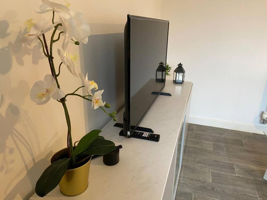 2 Bedroom Private Spacious Apartment In West Midlands Birmingham Exterior foto