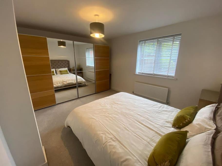 2 Bedroom Private Spacious Apartment In West Midlands Birmingham Exterior foto