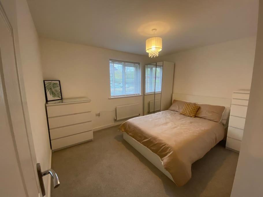 2 Bedroom Private Spacious Apartment In West Midlands Birmingham Exterior foto